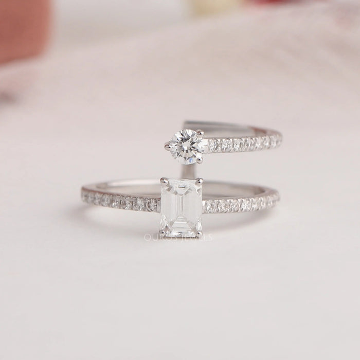 [Excellent And Beautiful Front View Of Emerald And Round Cut Diamond Double Shank Wedding Ring]-[Ouros Jewels]