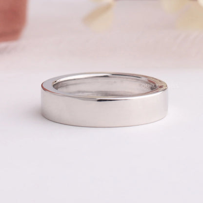 Solitaire Diamond Flush Set Men's Band