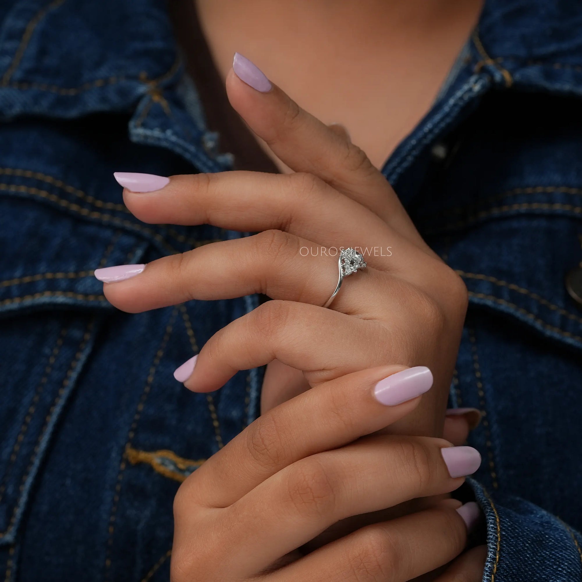 Round Cluster Diamond Wave Ring