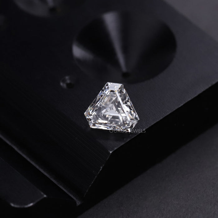 [Shield Cut Lab Diamond]-[Ouros Jewels]