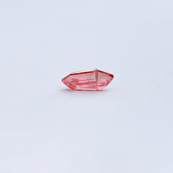 [Bottom Side Of Shield Cut Diamond]-[Ouros Jewels]