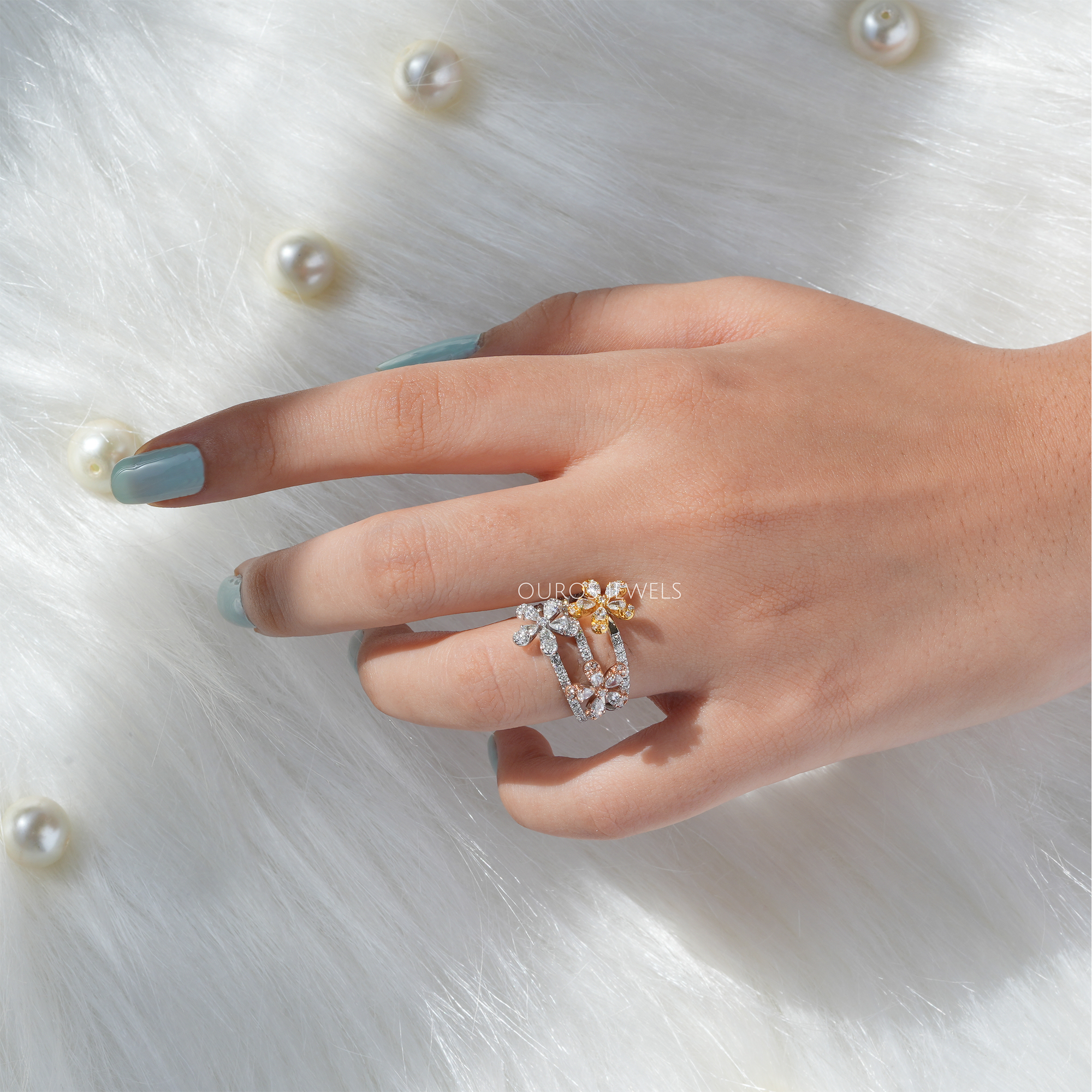 Three Flower Diamond Bridal Ring Gold