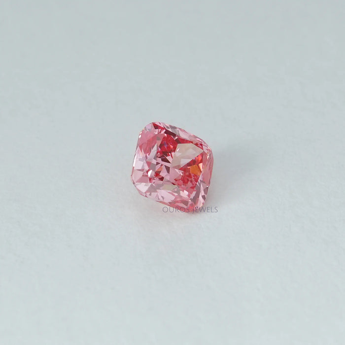 side view of 0.42ct loose pink cushion cut lab made diamond
