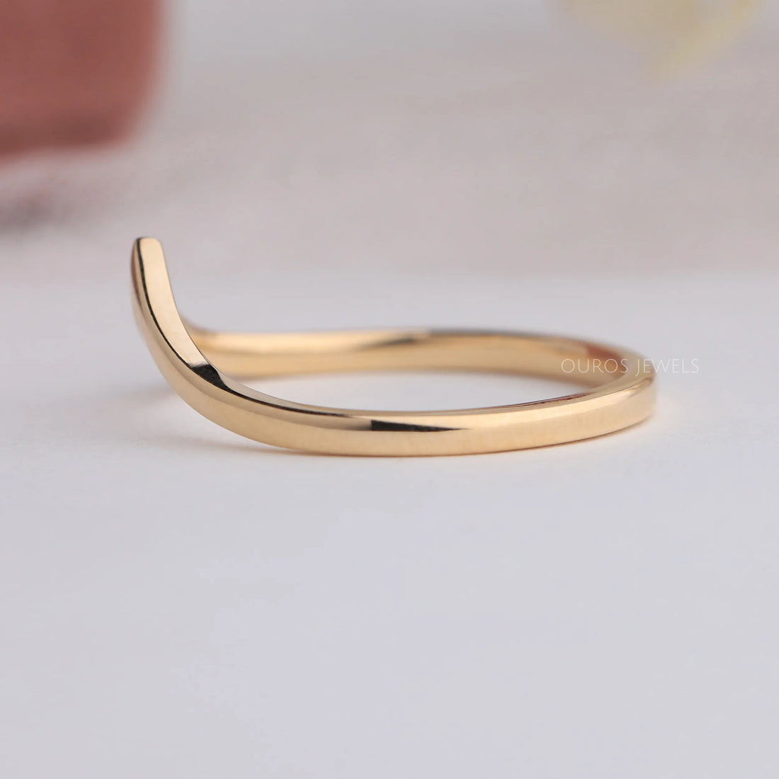 Yellow Gold Plain Curved Band Rings